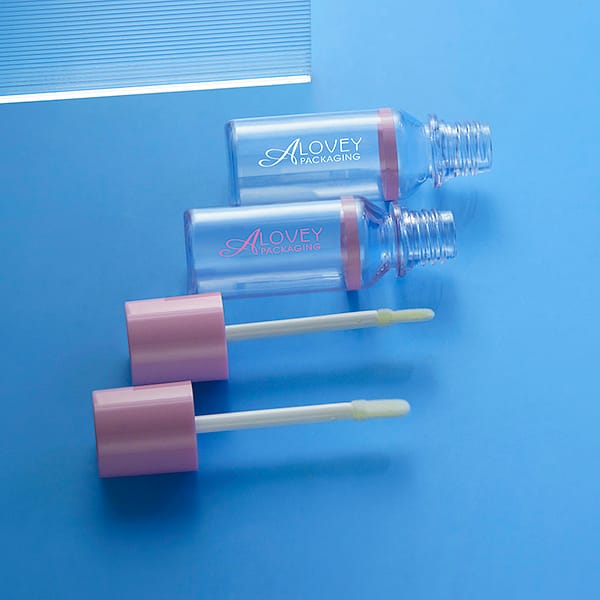 Lip oil tubes